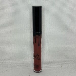 Kylie Cosmetics Velvet Liquid Lipstick Warm Chestnut